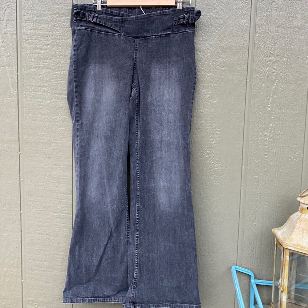JW Japanese Weekend Maternity Bootcut Black Jeans